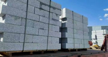 防城港 路沿石装车出货