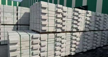 防城港芝麻白路沿石