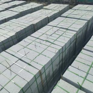防城港 芝麻白1.8公分火烧300*600地铺，清仓大甩卖