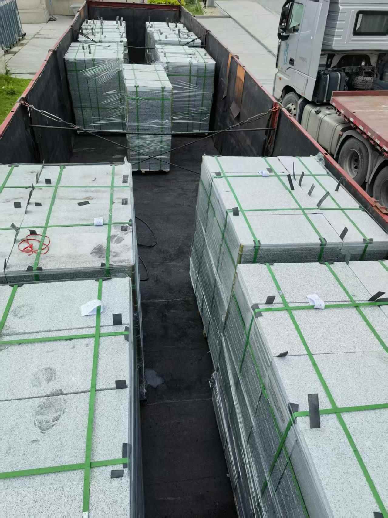 防城港 芝麻白3公分火烧成品-发货