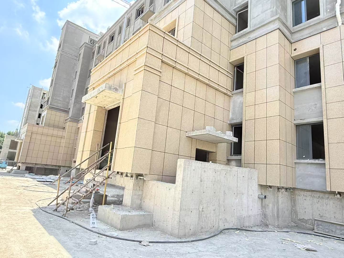 防城港 黄金麻干挂，工地实拍